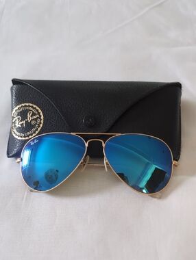 Ray-Ban Gold Frame Aviator Sunglasses with Blue Lenses